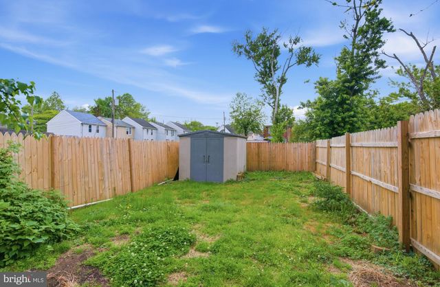 126 KING ST, Mount Holly, NJ 08060