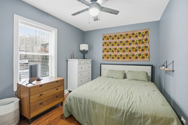 2212 E 70th Street 1B, Chicago, IL 60649