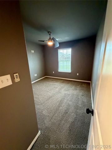 73 E 498 Circle, Pryor, OK 74361