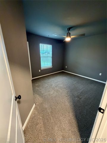 73 E 498 Circle, Pryor, OK 74361