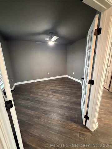 73 E 498 Circle, Pryor, OK 74361