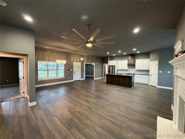 73 E 498 Circle, Pryor, OK 74361