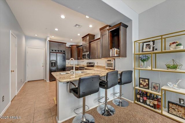 1225 N 36TH Street 1042, Phoenix, AZ 85008