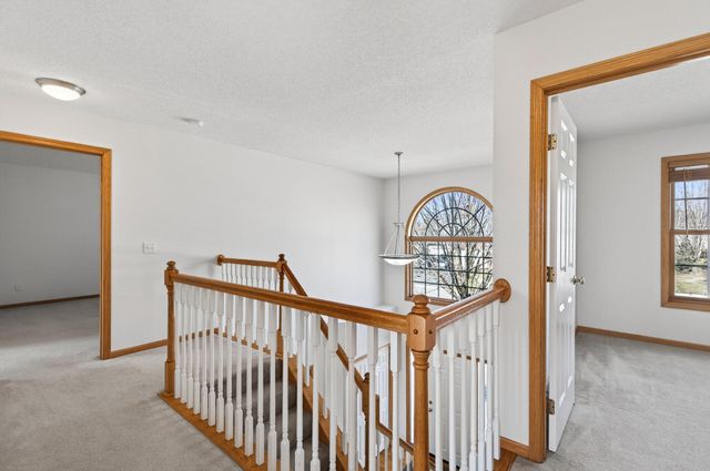 17792 Hickory Trail, Lakeville, MN 55044