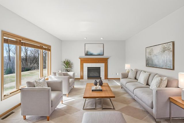 17792 Hickory Trail, Lakeville, MN 55044