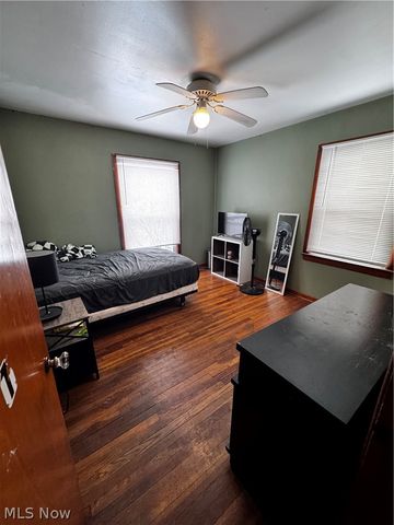 541 Helper Drive, Bedford, OH 44146