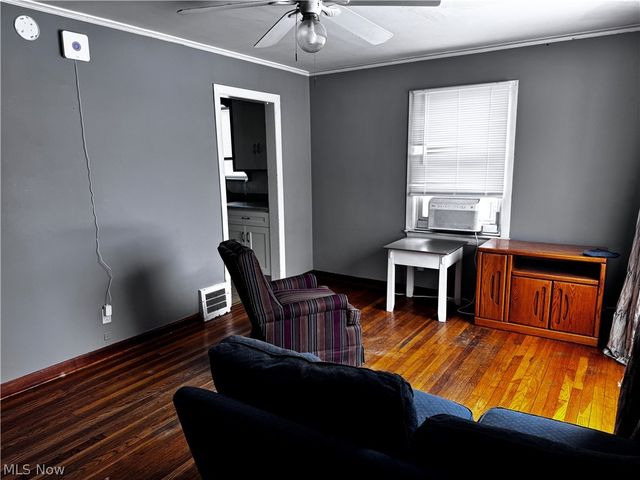 541 Helper Drive, Bedford, OH 44146