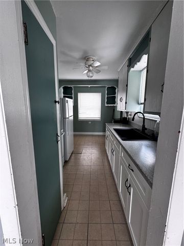 541 Helper Drive, Bedford, OH 44146