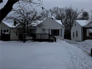 541 Helper Drive, Bedford, OH 44146