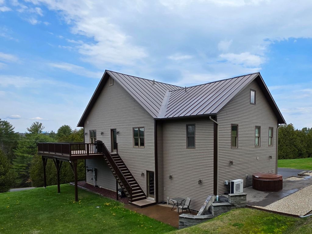 686 VT Route 14, East Montpelier, VT 05651