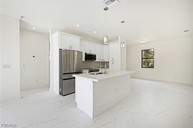 355 Milton ST, Port Charlotte, FL 33954