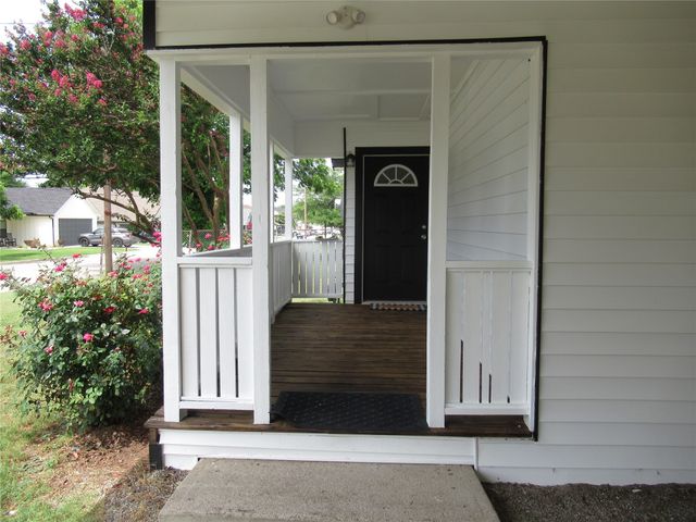 2217 Greenville Street, Caddo Mills, TX 75135