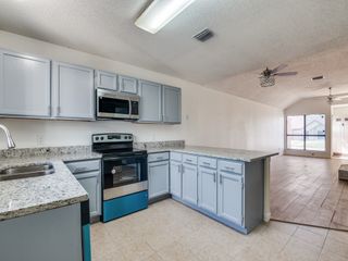 917 Westover Drive, Lancaster, TX 75134