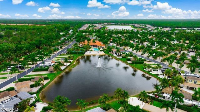 13563 Snook CIR, Naples, FL 34114