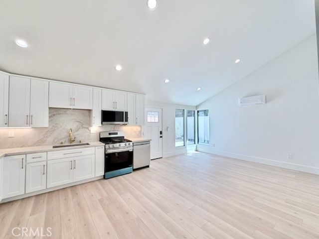 3146 Bray, Costa Mesa, CA 92626