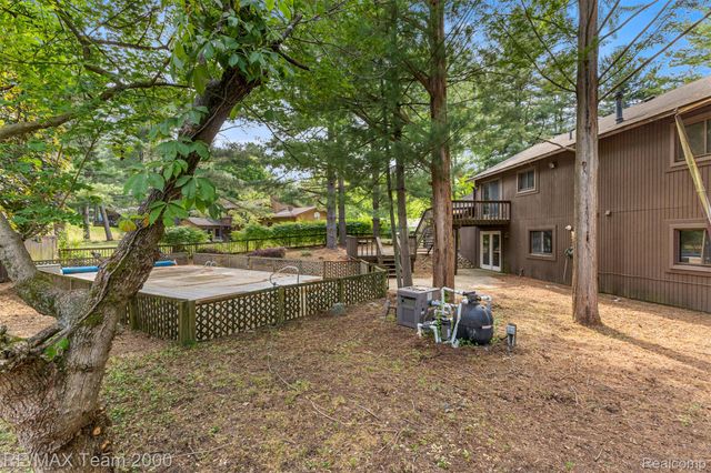 5445 Pine View Drive, Ypsilanti Charter Township, MI 48197