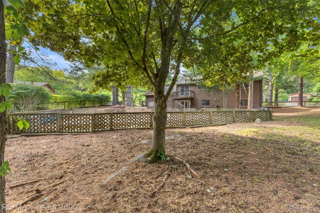 5445 Pine View Drive, Ypsilanti Charter Township, MI 48197