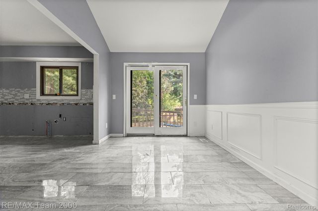 5445 Pine View Drive, Ypsilanti Charter Township, MI 48197