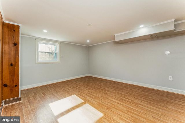 5424 FERNDALE ST, Springfield, VA 22151