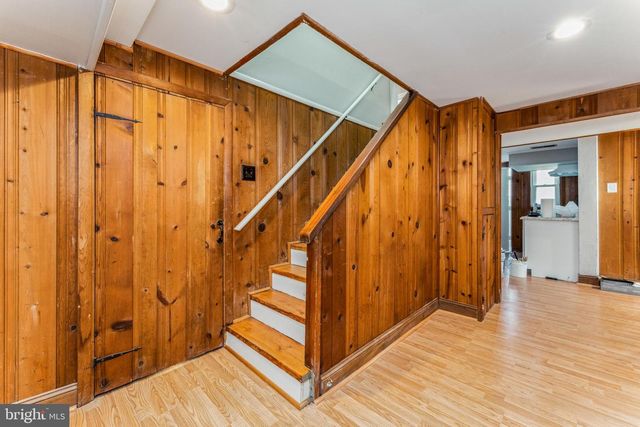 5424 FERNDALE ST, Springfield, VA 22151