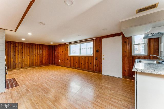 5424 FERNDALE ST, Springfield, VA 22151