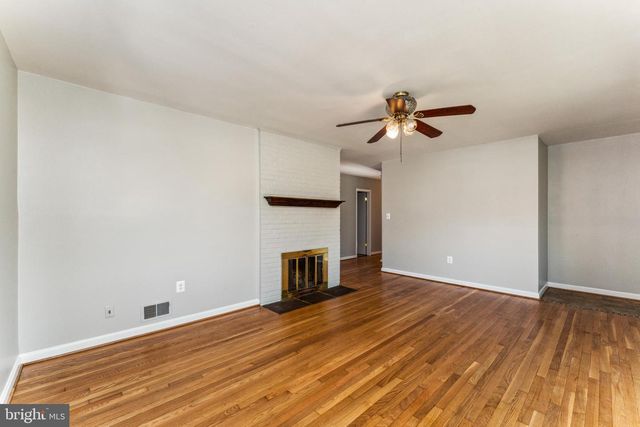 5424 FERNDALE ST, Springfield, VA 22151