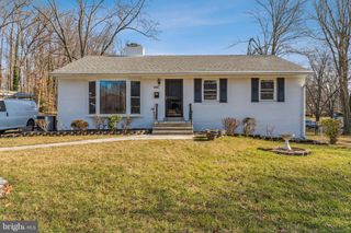 5424 FERNDALE ST, Springfield, VA 22151