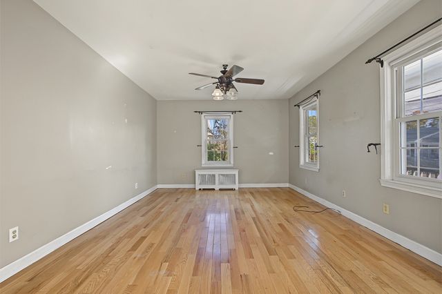 24 Foley St, Attleboro, MA 02703