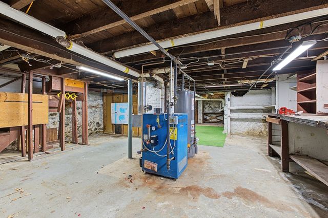 24 Foley St, Attleboro, MA 02703