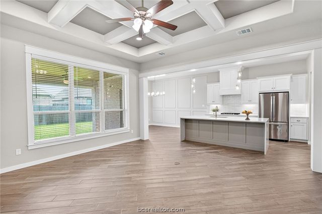 2902 Spector Drive, Bryan, TX 77808