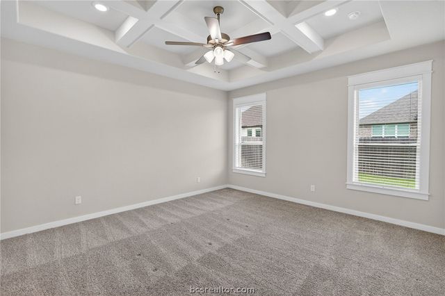 2902 Spector Drive, Bryan, TX 77808