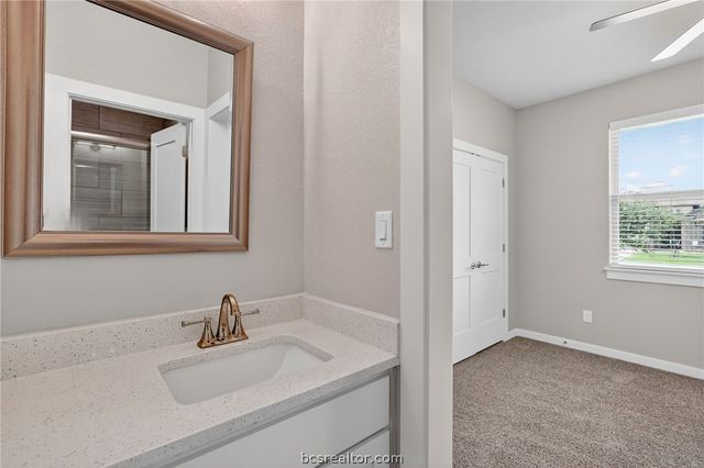 2902 Spector Drive, Bryan, TX 77808