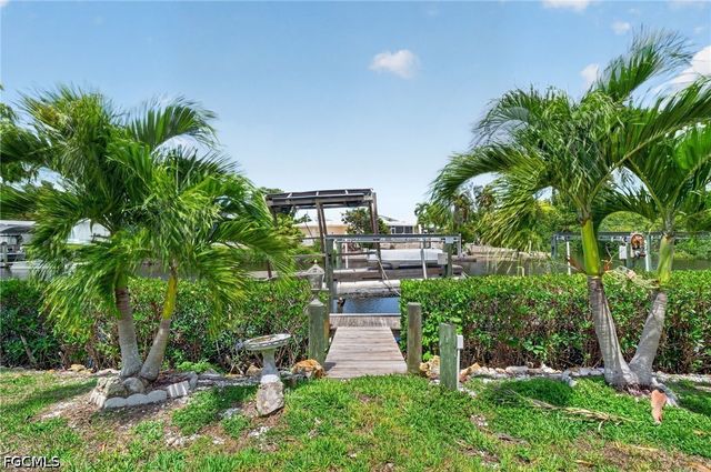5330 Genesee PKWY, Bokeelia, FL 33922