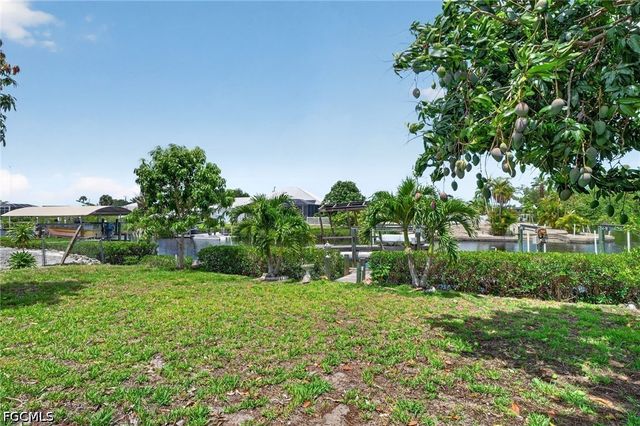 5330 Genesee PKWY, Bokeelia, FL 33922