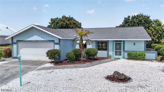 5330 Genesee PKWY, Bokeelia, FL 33922