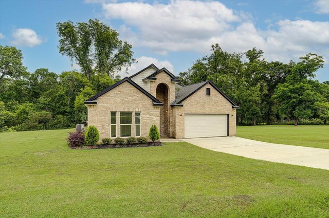 113 County Road 645, Dayton, TX 77535