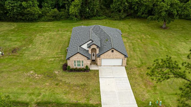 113 County Road 645, Dayton, TX 77535