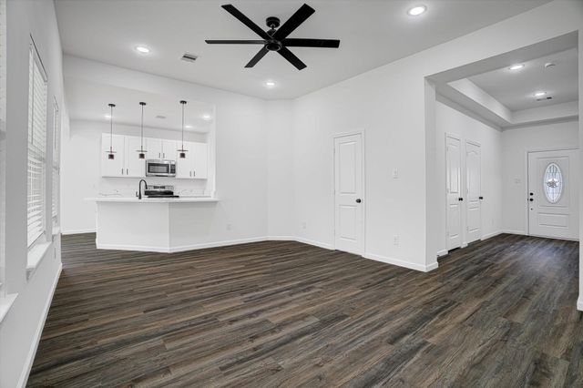 113 County Road 645, Dayton, TX 77535
