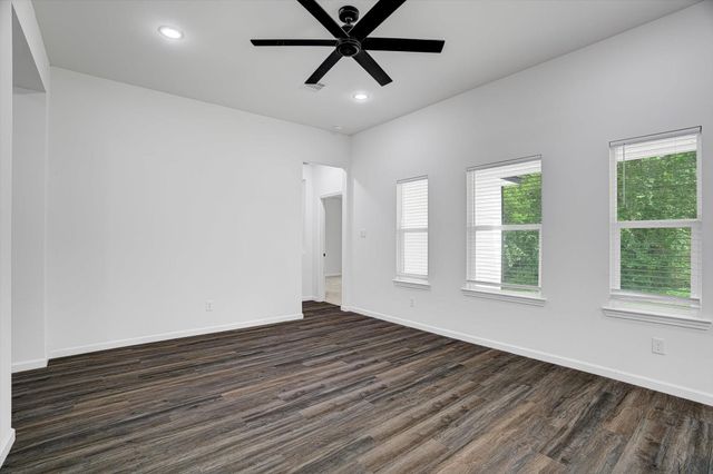 113 County Road 645, Dayton, TX 77535