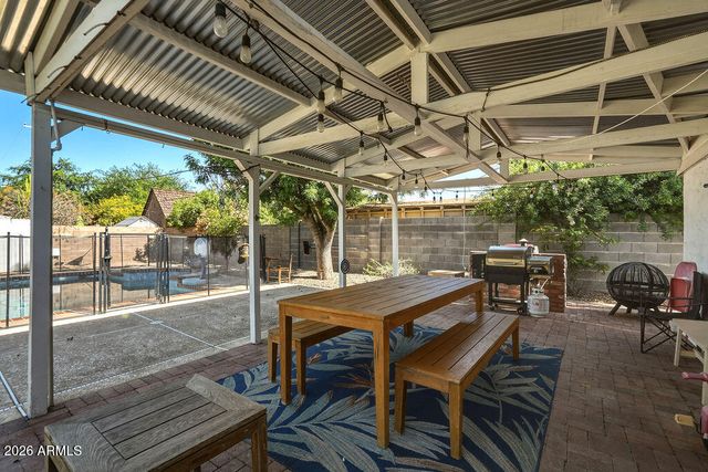 225 E COLTER Street, Phoenix, AZ 85012