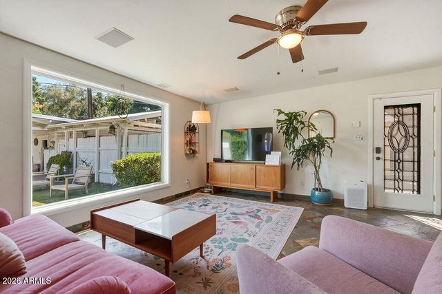 225 E COLTER Street, Phoenix, AZ 85012