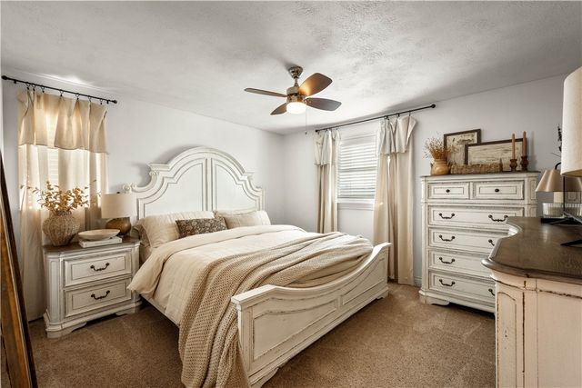 407 Payne Hill Rd, Jefferson Hills, PA 15025