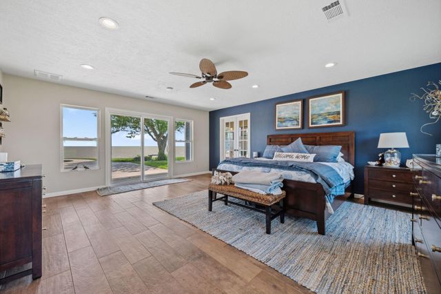 11320 Cedar Gully Road, Beach City, TX 77523