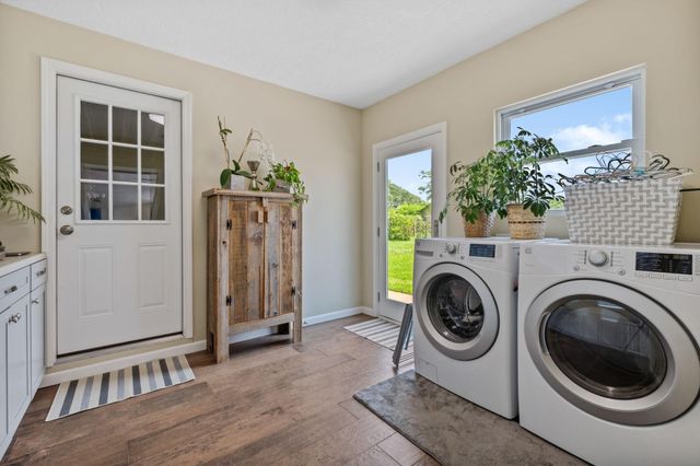 11320 Cedar Gully Road, Beach City, TX 77523