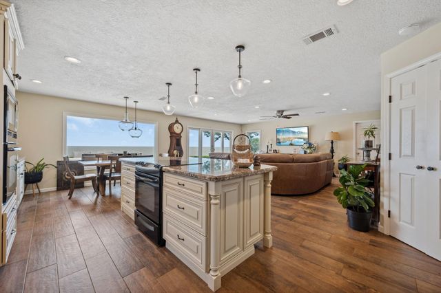 11320 Cedar Gully Road, Beach City, TX 77523