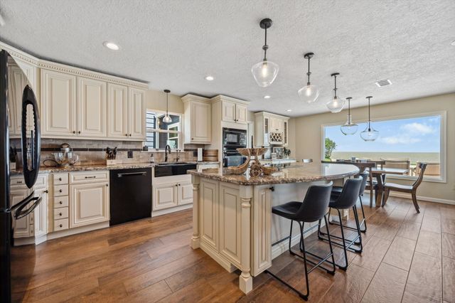 11320 Cedar Gully Road, Beach City, TX 77523