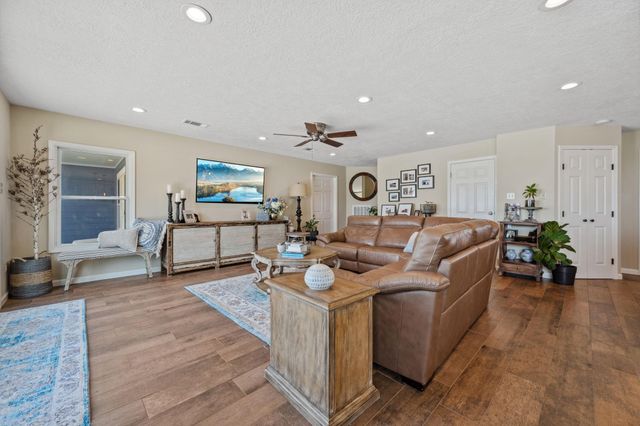 11320 Cedar Gully Road, Beach City, TX 77523