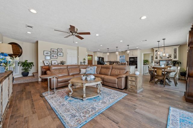 11320 Cedar Gully Road, Beach City, TX 77523