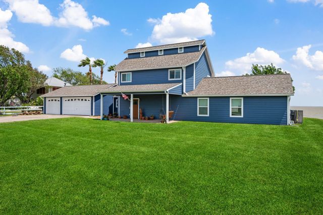 11320 Cedar Gully Road, Beach City, TX 77523