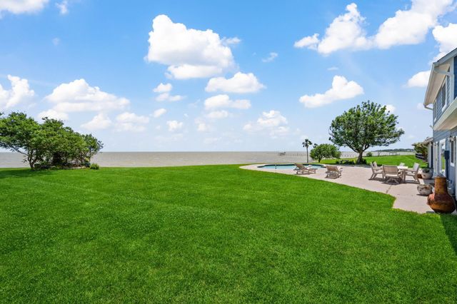 11320 Cedar Gully Road, Beach City, TX 77523